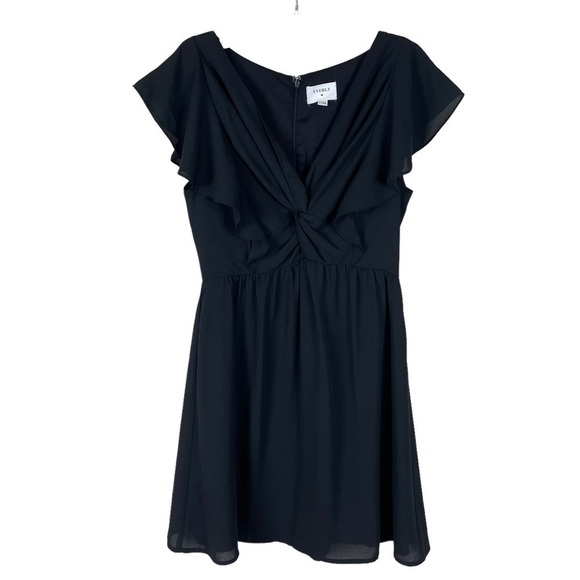 Everly Black Flutter Sleeve Dress - Picture 5 of 11